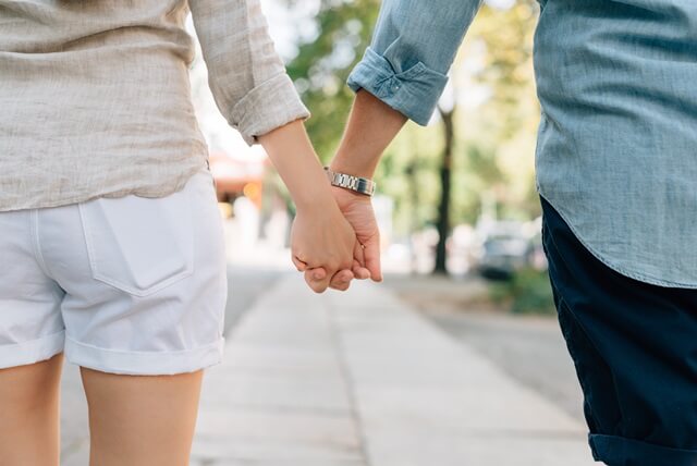 ペアーズとタップルの出会える婚活アプリ比較！
